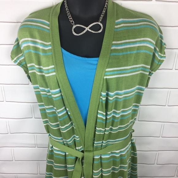 Ashley Stuart Women 2 pc w/ Tank & Sweater Vest - Picture 3 of 8